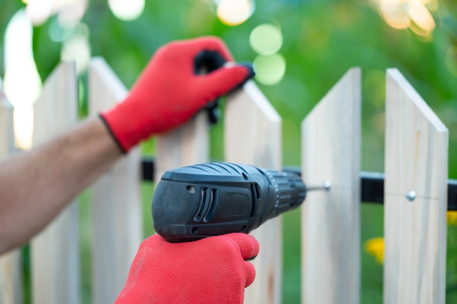 Top-rated Fence Repair Des Moines, WA Top-rated Fence Repair Des Moines, WA